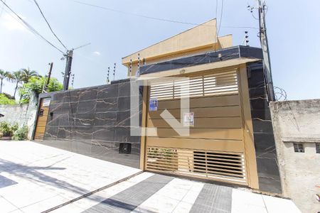 Casa de condomínio à venda com 80m², 2 quartos e 2 vagas Casa de condomínio à venda com 80m², 2 quartos e 2 vagasFachada