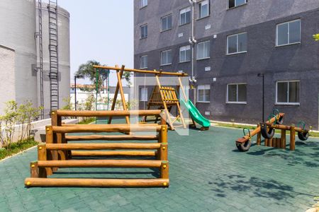 Apartamento para alugar com 41m², 2 quartos e 1 vaga Apartamento para alugar com 41m², 2 quartos e 1 vagaÁrea comum - Playground