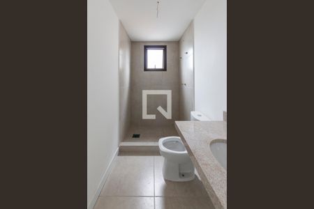 Apartamento à venda com 82m², 1 quarto e 2 vagas Apartamento à venda com 82m², 1 quarto e 2 vagasBanheiro 1 da Suíte