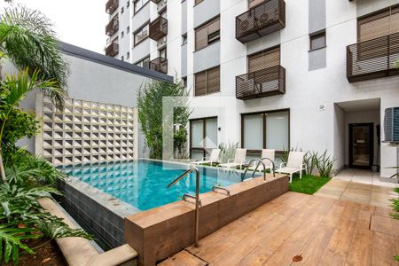 Apartamento à venda com 82m², 1 quarto e 2 vagas Apartamento à venda com 82m², 1 quarto e 2 vagasÁrea comum - Piscina