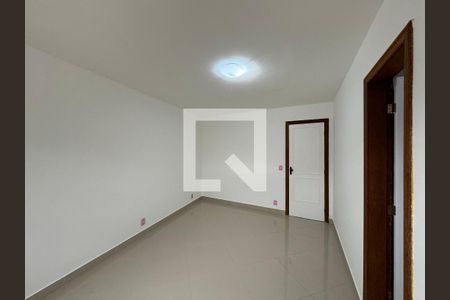 Apartamento à venda com 90m², 2 quartos e 1 vaga Apartamento à venda com 90m², 2 quartos e 1 vagaSuite 2