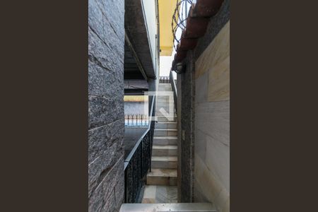 Casa para alugar com 200m², 3 quartos e 4 vagasGaragem - Entrada de serviço