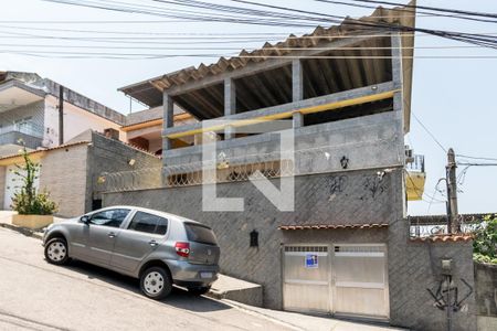 Casa para alugar com 200m², 3 quartos e 4 vagasFachada