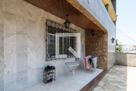 Casa para alugar com 200m², 3 quartos e 4 vagasVaranda