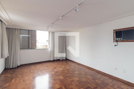 Apartamento à venda com 288m², 4 quartos e 4 vagasQuarto 1 - Suíte