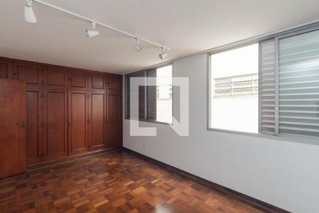 Apartamento à venda com 288m², 4 quartos e 4 vagasQuarto 3 - Suíte