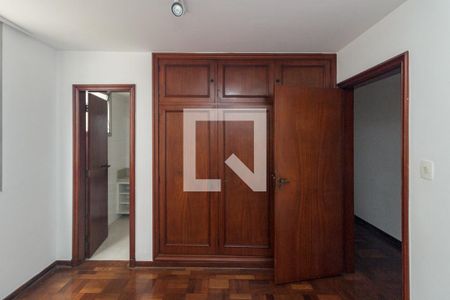 Apartamento à venda com 288m², 4 quartos e 4 vagasQuarto 4 - Suíte