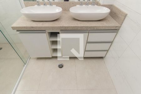 Apartamento à venda com 288m², 4 quartos e 4 vagasBanheiro 1 - Suíte