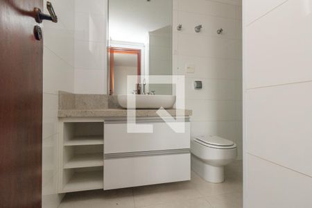 Apartamento à venda com 288m², 4 quartos e 4 vagasBanheiro 4 - Suíte