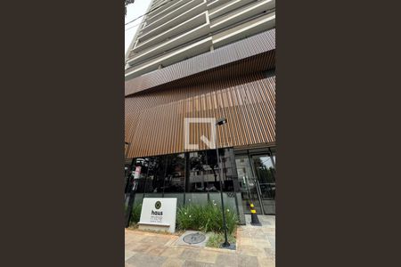 Apartamento à venda com 132m², 4 quartos e 2 vagasFachada