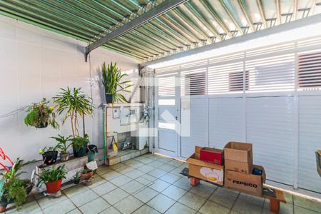 Casa à venda com 125m², 3 quartos e 2 vagas Casa à venda com 125m², 3 quartos e 2 vagasGaragem