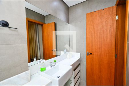 Apartamento para alugar com 45m², 1 quarto e 1 vaga Apartamento para alugar com 45m², 1 quarto e 1 vagaBanheiro suite