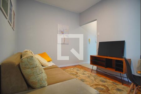 Sala de apartamento para alugar com 2 quartos, 66m² em Santa Cecília, Porto Alegre