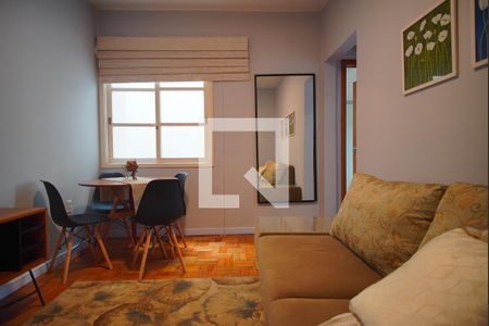 Sala de apartamento para alugar com 2 quartos, 66m² em Santa Cecília, Porto Alegre