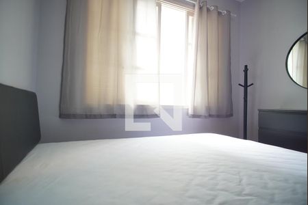 Quarto 1 de apartamento para alugar com 2 quartos, 66m² em Santa Cecília, Porto Alegre