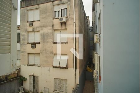 Quarto 1 - Vista de apartamento para alugar com 2 quartos, 66m² em Santa Cecília, Porto Alegre