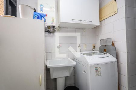 Apartamento à venda com 94m², 2 quartos e 2 vagasLavanderia