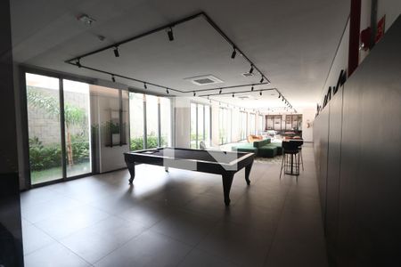 Apartamento para alugar com 37m², 1 quarto e sem vagaÁrea comum - Salão de festas