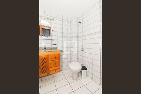 Apartamento à venda com 77m², 2 quartos e 1 vagaBanheiro