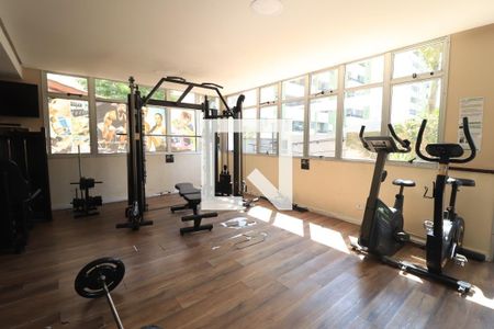 Apartamento à venda com 60m², 2 quartos e 1 vagaCondomínio - Academia 