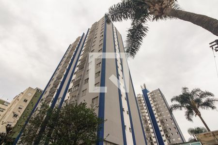 Apartamento à venda com 60m², 2 quartos e 1 vagaCondomínio - Fachada 