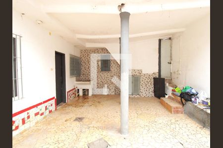 Casa para alugar com 42m², 1 quarto e sem vagaQuintal
