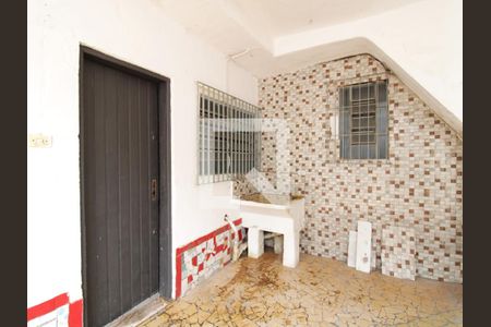 Casa para alugar com 42m², 1 quarto e sem vagaÁrea de Serviço