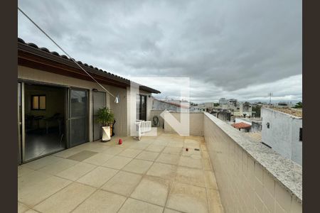 Apartamento à venda com 370m², 4 quartos e 3 vagas Apartamento à venda com 370m², 4 quartos e 3 vagasÁrea externa