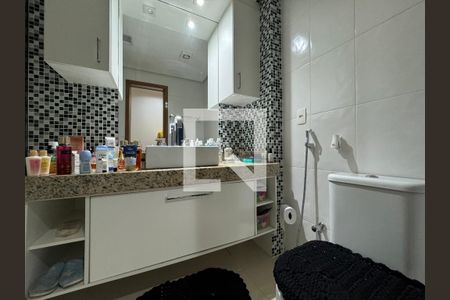 Apartamento à venda com 370m², 4 quartos e 3 vagas Apartamento à venda com 370m², 4 quartos e 3 vagasSuíte 1 - Banheiro