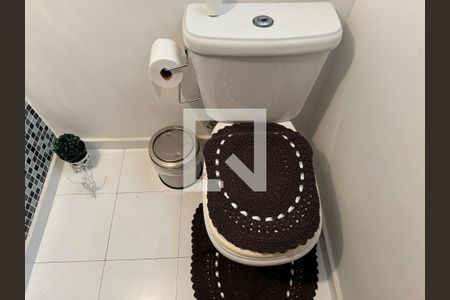 Apartamento à venda com 370m², 4 quartos e 3 vagas Apartamento à venda com 370m², 4 quartos e 3 vagasLavabo