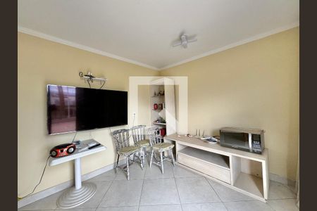 Apartamento à venda com 370m², 4 quartos e 3 vagas Apartamento à venda com 370m², 4 quartos e 3 vagasSala - Segundo andar