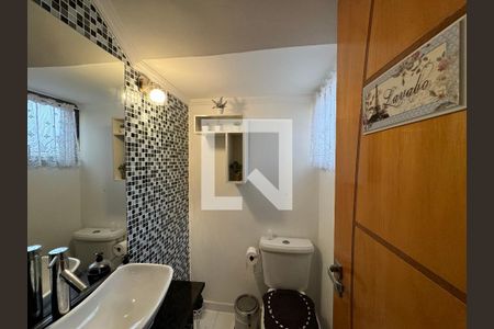 Apartamento à venda com 370m², 4 quartos e 3 vagas Apartamento à venda com 370m², 4 quartos e 3 vagasLavabo