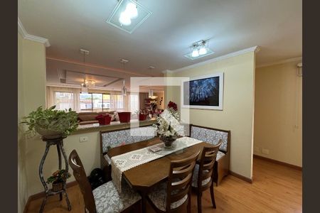 Apartamento à venda com 370m², 4 quartos e 3 vagas Apartamento à venda com 370m², 4 quartos e 3 vagasSala - Jantar