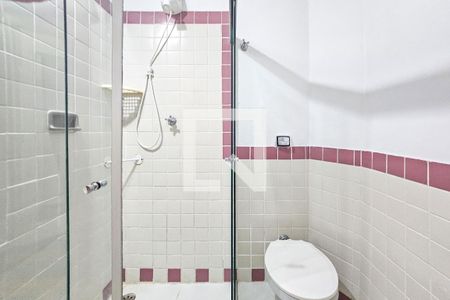 Casa de condomínio para alugar com 180m², 3 quartos e 1 vagaBanheiro da Suíte