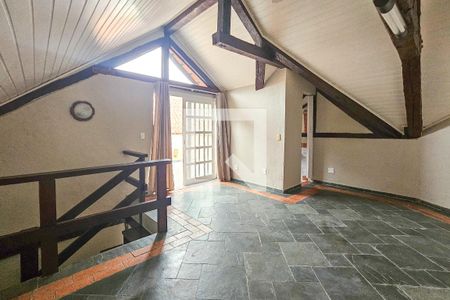 Casa de condomínio para alugar com 180m², 3 quartos e 1 vagaÁrea de Lazer privativa
