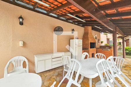 Casa de condomínio para alugar com 180m², 3 quartos e 1 vagaÁrea de Lazer