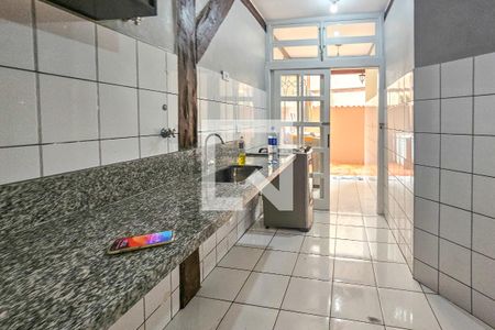 Casa de condomínio para alugar com 180m², 3 quartos e 1 vagaCozinha