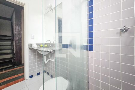 Casa de condomínio para alugar com 180m², 3 quartos e 1 vagaBanheiro