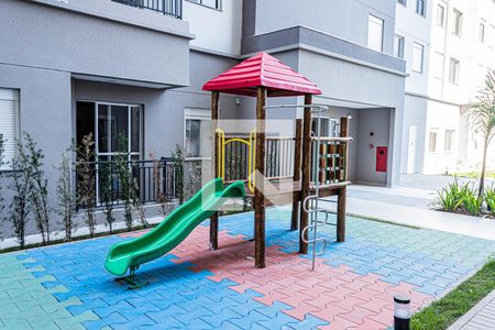 Apartamento à venda com 34m², 2 quartos e sem vaga Apartamento à venda com 34m², 2 quartos e sem vagaÁrea comum - Playground