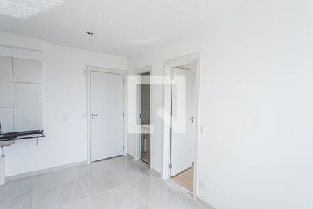 Sala, cozinha e área de serviço de apartamento à venda com 2 quartos, 34m² em Vila Barreto, São Paulo