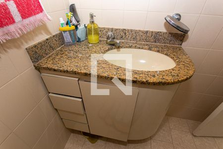 Casa à venda com 202m², 7 quartos e 2 vagasCasa 1 - Banheiro 2