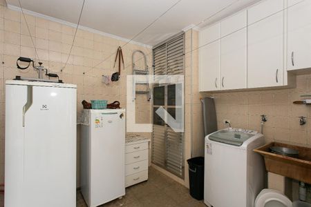 Casa à venda com 202m², 7 quartos e 2 vagasCasa 2 - Área de Serviço