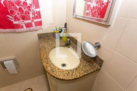 Casa à venda com 202m², 7 quartos e 2 vagasCasa 1 - Banheiro 2