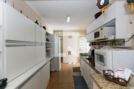 Casa à venda com 202m², 7 quartos e 2 vagasCasa 1 - Cozinha