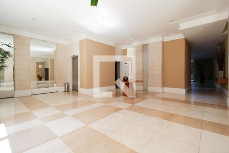 Apartamento para alugar com 111m², 2 quartos e 2 vagasHall