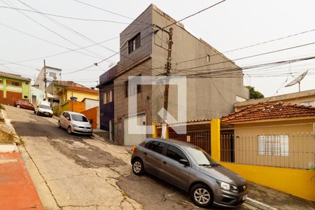 Casa para alugar com 50m², 1 quarto e sem vaga Casa para alugar com 50m², 1 quarto e sem vagaFachada