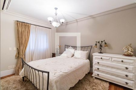 Apartamento à venda com 349m², 4 quartos e 4 vagasQuarto 2