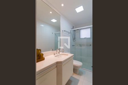 Apartamento à venda com 349m², 4 quartos e 4 vagasQuarto 2 Banheiro