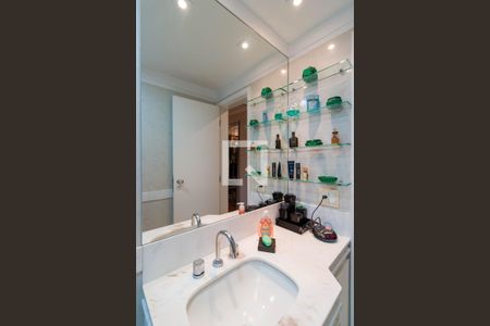 Apartamento à venda com 349m², 4 quartos e 4 vagasBanheiro social