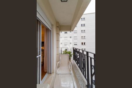 Apartamento à venda com 349m², 4 quartos e 4 vagasQuarto 1 Sacada